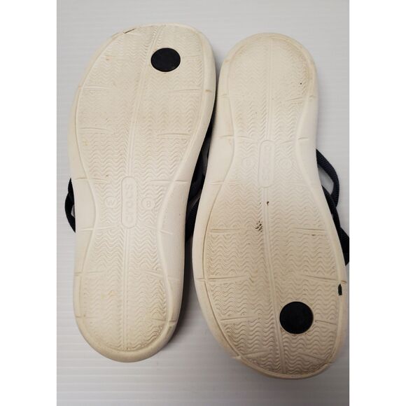 Crocs Swiftwater Strappy Flip Flops Size 8 - Picture 4 of 4